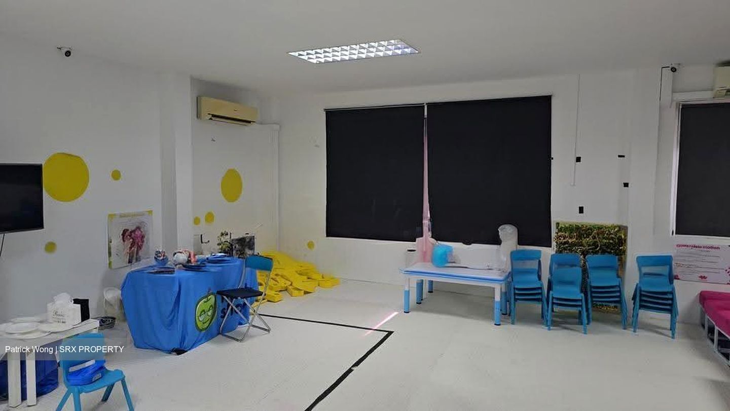 Bukit Timah Road (D10), Office #607904031